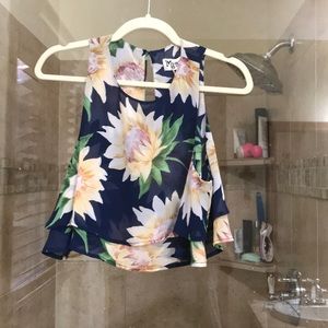 EUC- Show Me Your Mumu- Crop top